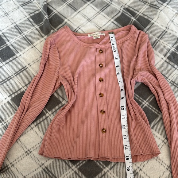 Pink button up - Picture 2 of 4